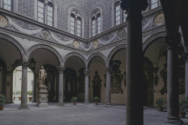 Cortile di Michelozzo, Palazzo Medici Riccardi